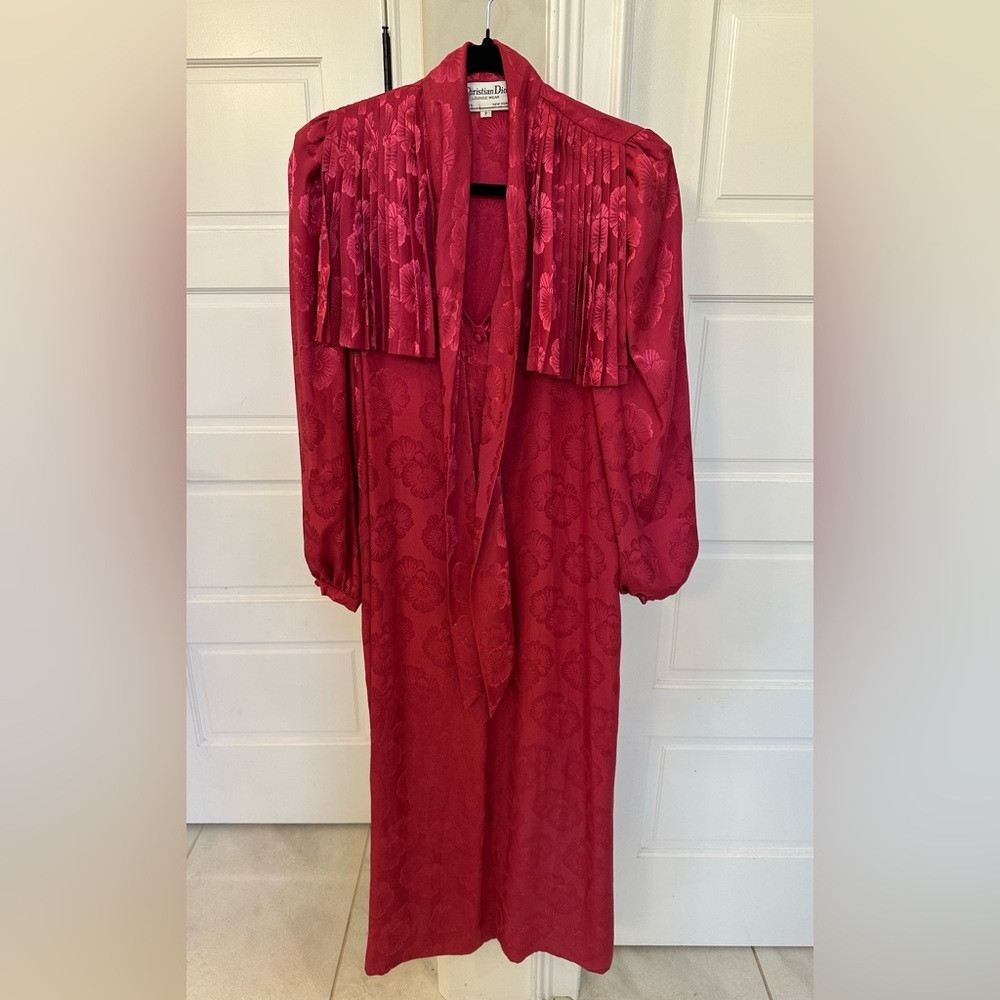 Vintage Christian Dior Pink Floral Loungewear Nightgown Pleated Neck Tie Size S